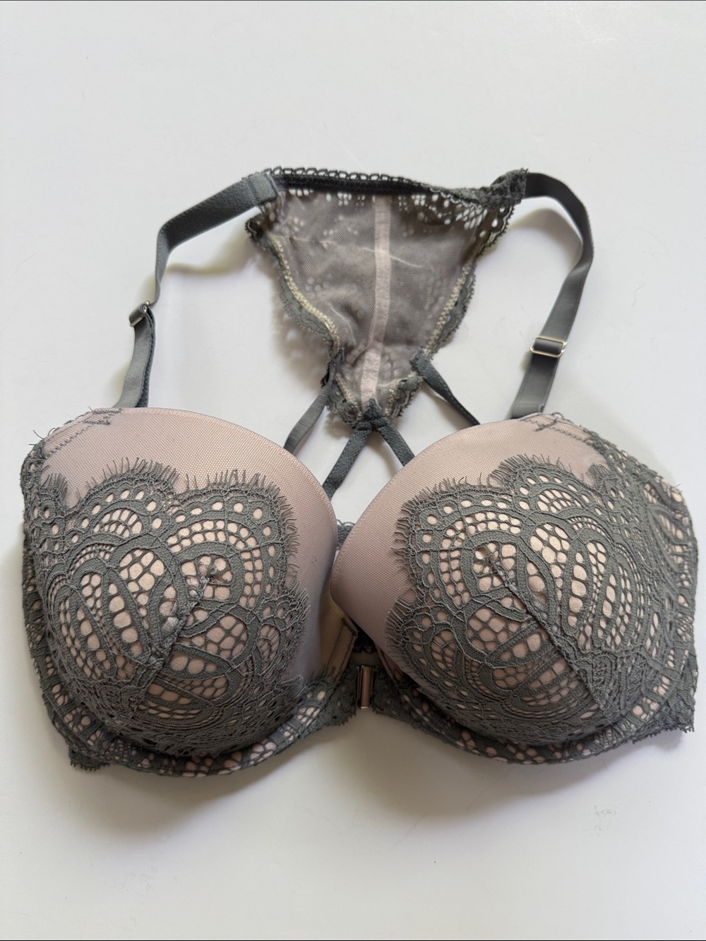 Victoria’s Secret Lace-Trim Push-Up Bra in Blush and Gray